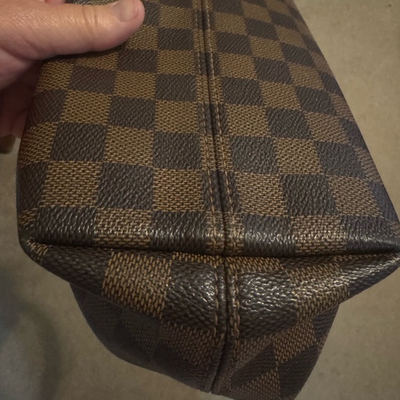 Louis Vuitton Brown and Red Checkered Bag - Picture 4 of 16